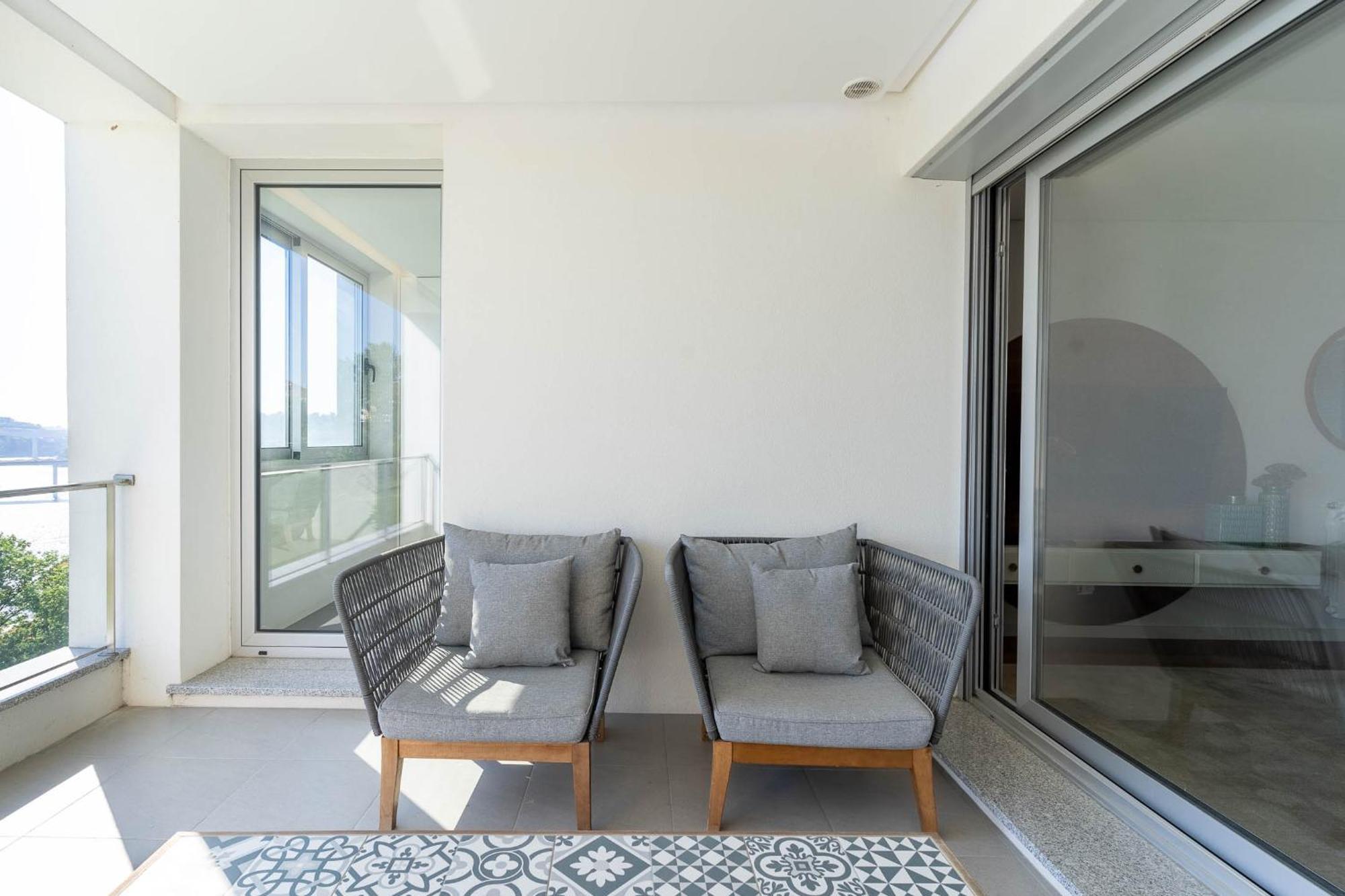 Porto & Douro Vista Apartments By Inviting Valbom  Εξωτερικό φωτογραφία