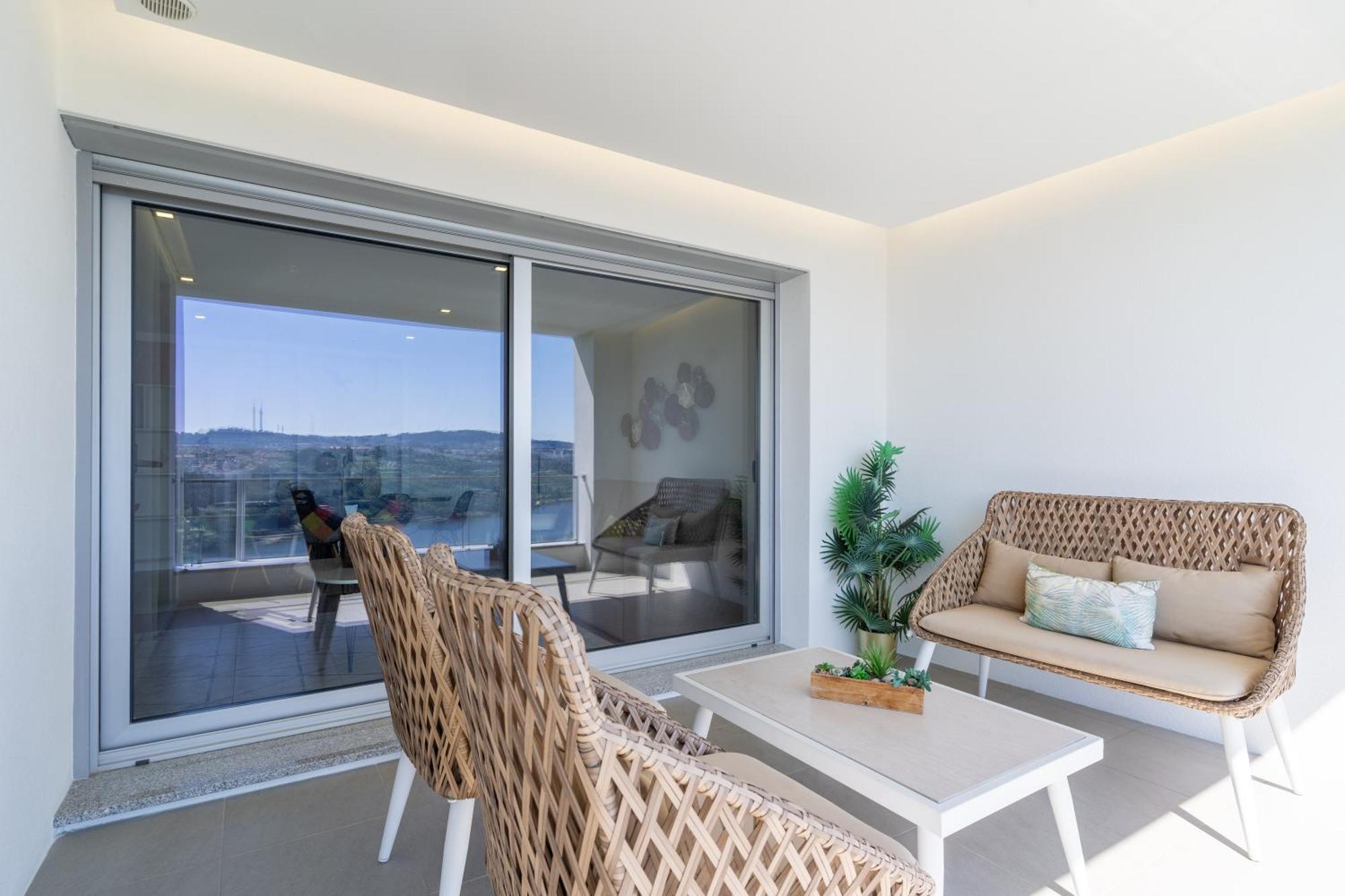 Porto & Douro Vista Apartments By Inviting Valbom  Εξωτερικό φωτογραφία
