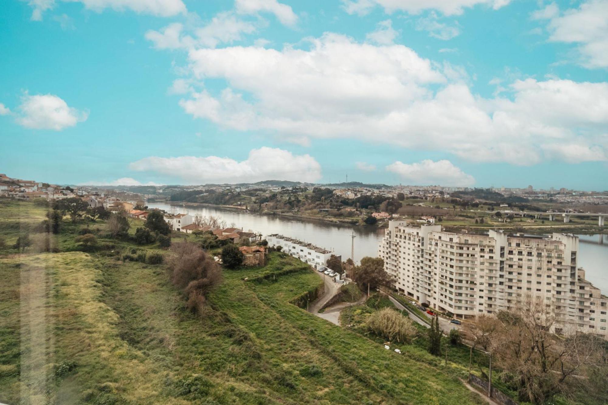 Porto & Douro Vista Apartments By Inviting Valbom  Εξωτερικό φωτογραφία